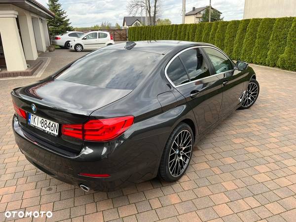 BMW Seria 5 520d Luxury Line - 30