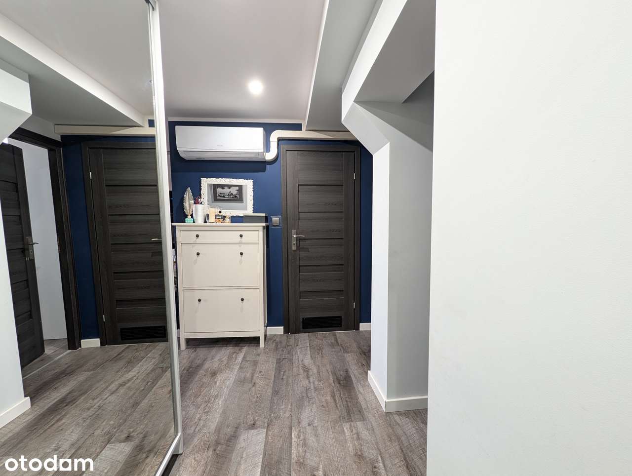 Mieszkanie po generalnym remoncie z widokiem na góry w centrum, meble-14