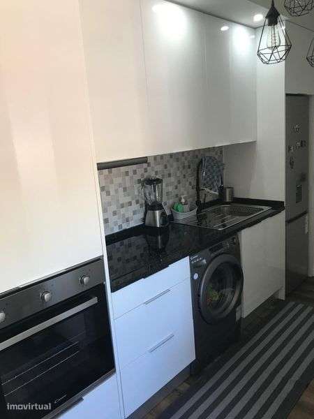 T0 Compacto Moderno e Bem Dividido –Layout de T1 - Grande imagem: 5/12