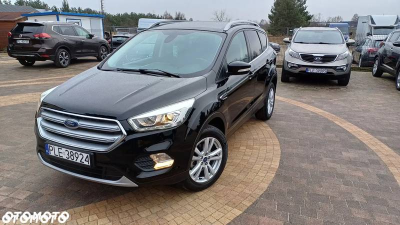 Ford Kuga 1.5 EcoBoost 2x4 Titanium - 2