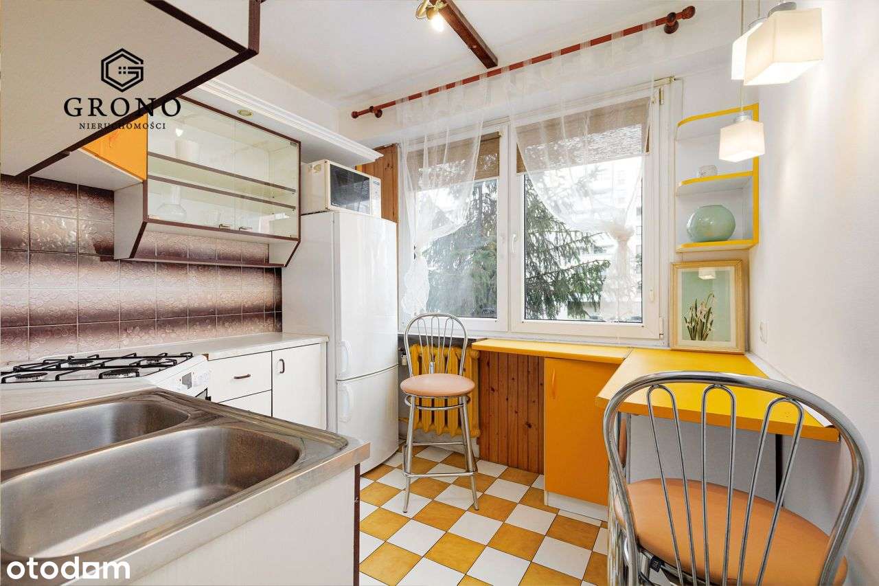 Na sprzedaż! 1 piętro, 2 pokoje + kuchnia, 48,6m2,-10