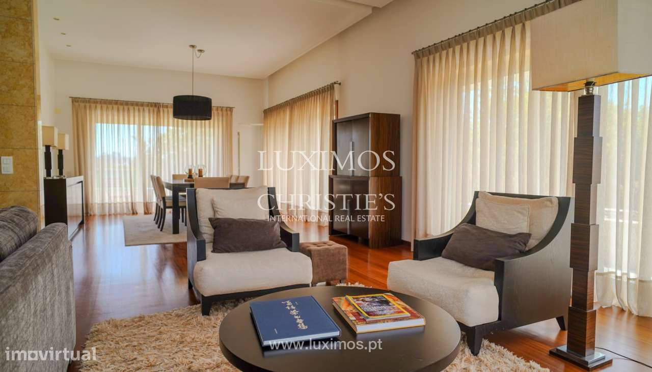 Moradia V5 com jardim e piscina, à venda, Póvoa de Varzim - Grande imagem: 5/25