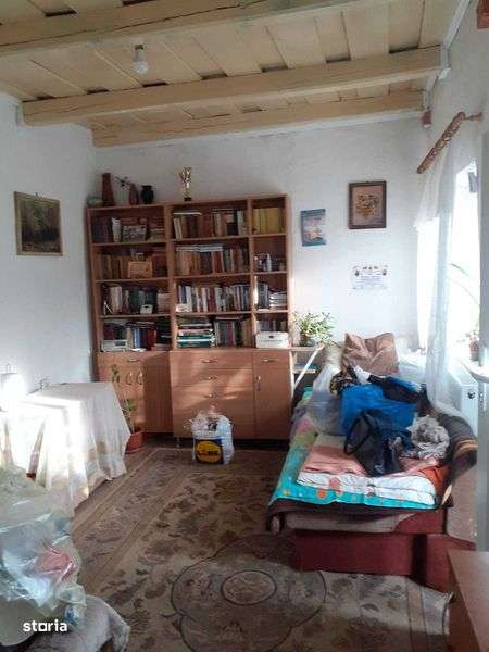 vand casa in comuna Catina - Imagine principală: 5/7