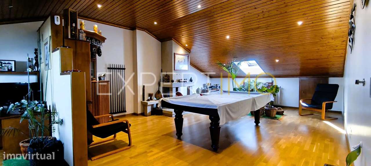 Apartamento T3 Duplex Zona Habitacional Tranquila Em Braganca