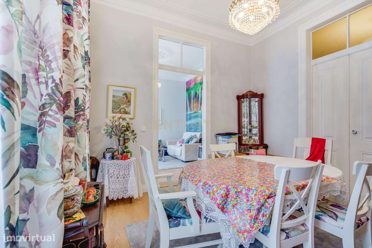 Apartamento de Charme com Jardim Privativo e Capela | Alcântara, Lisbo-17