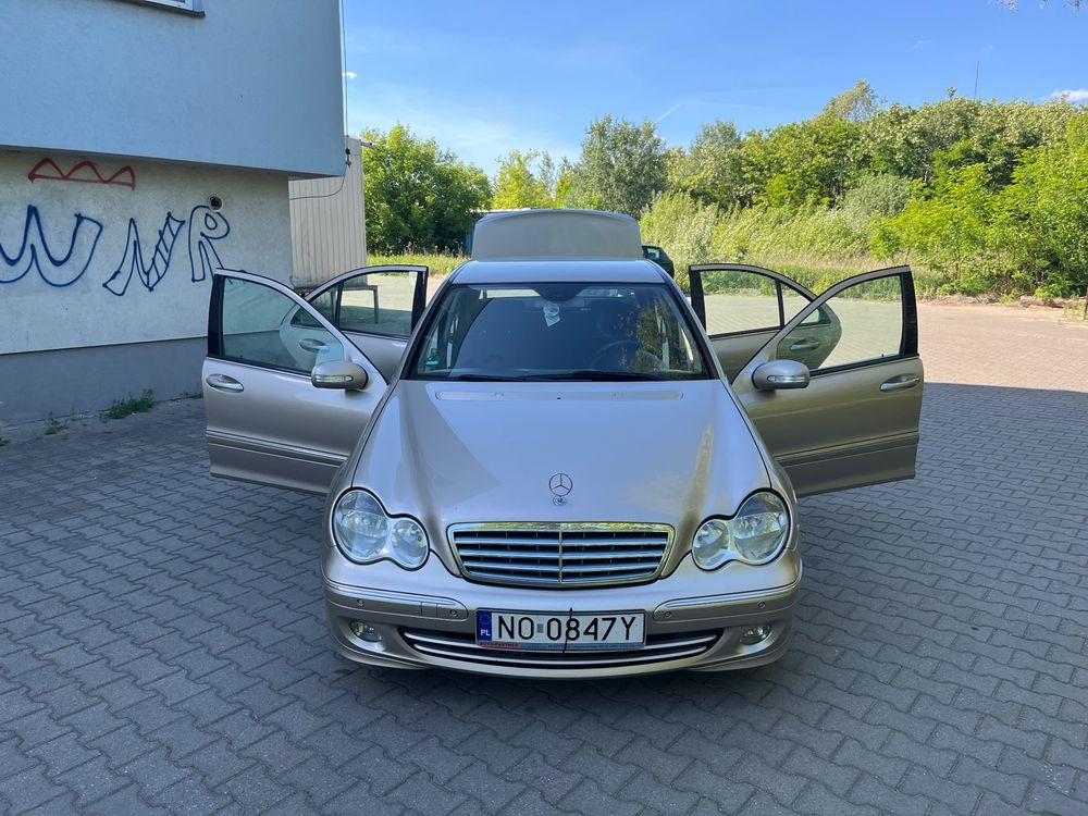 Mercedes-Benz C W203 240 4Matic Elegance 2005