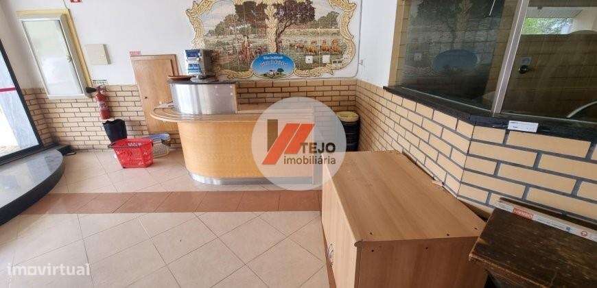 Arrenda I Loja I 190 m2 I Urb. Fidalguinhos - Grande imagem: 2/33