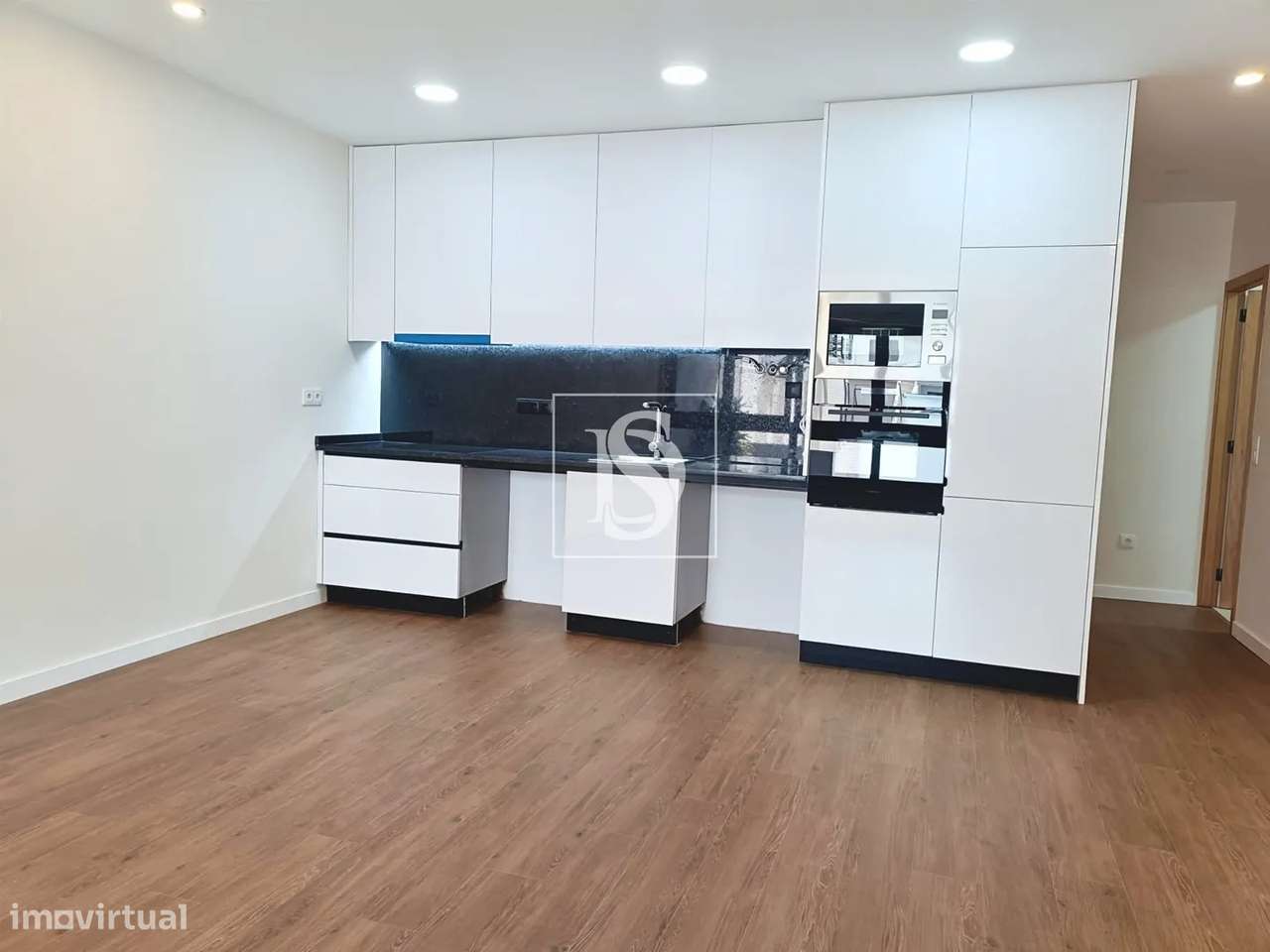 Apartamento T2, Totalmente Renovado, em Vila do Conde-1