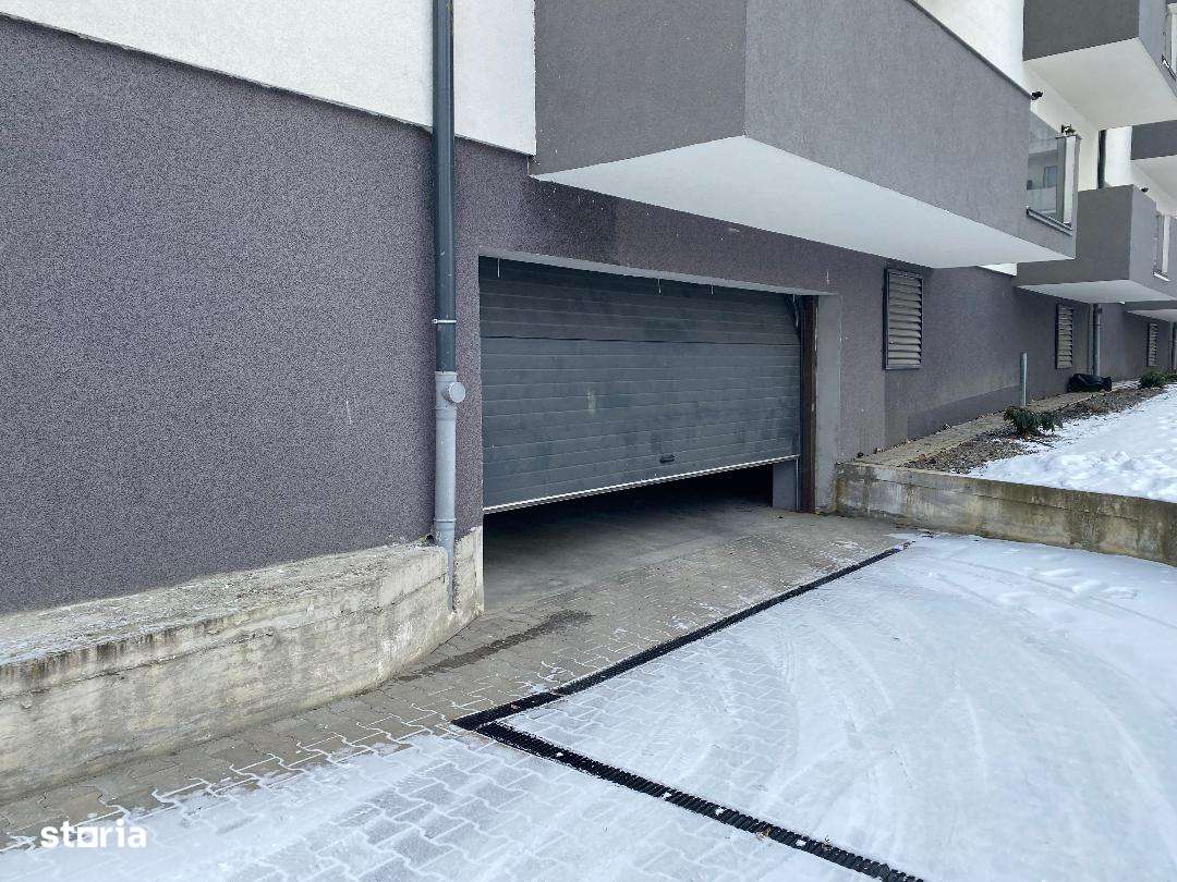 Apartament 2 cam dec, bucatarie separata etaj 1 cu parcare subterana-14