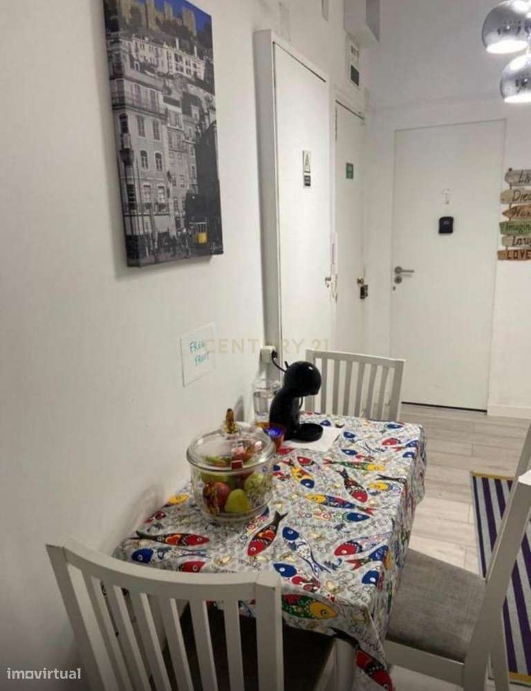 Apartamento T3 + 1 com Licença de Alojamento Local – Estrela/Campo de-29