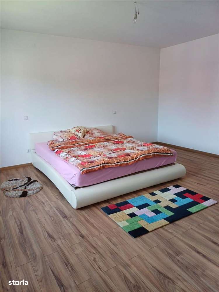 2 Case de vanzare langa liceu in Talmaciu - Imagine principală: 2/14