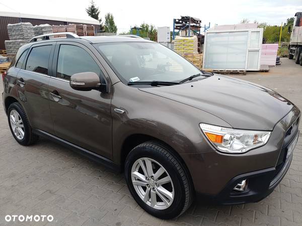 Mitsubishi ASX - 1