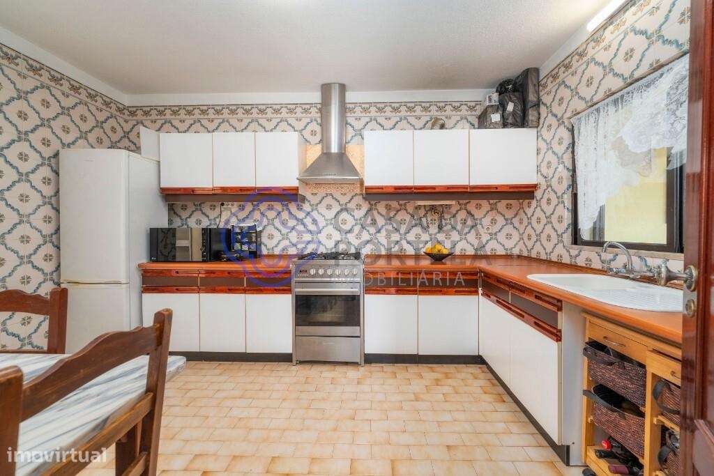 Magnífica Moradia T3 com Vista Mar e Localização Estratégica – Loulé-23