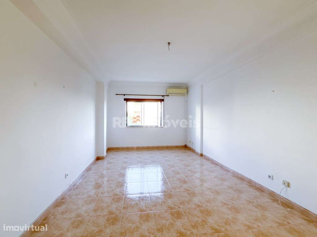 T3 Espaçoso no Entroncamento Conforto, Espaço e Localização Privile...-17