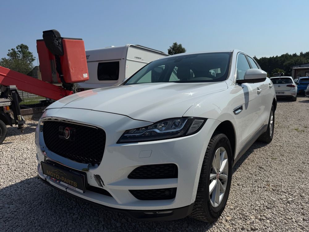 Jaguar F-Pace 2016