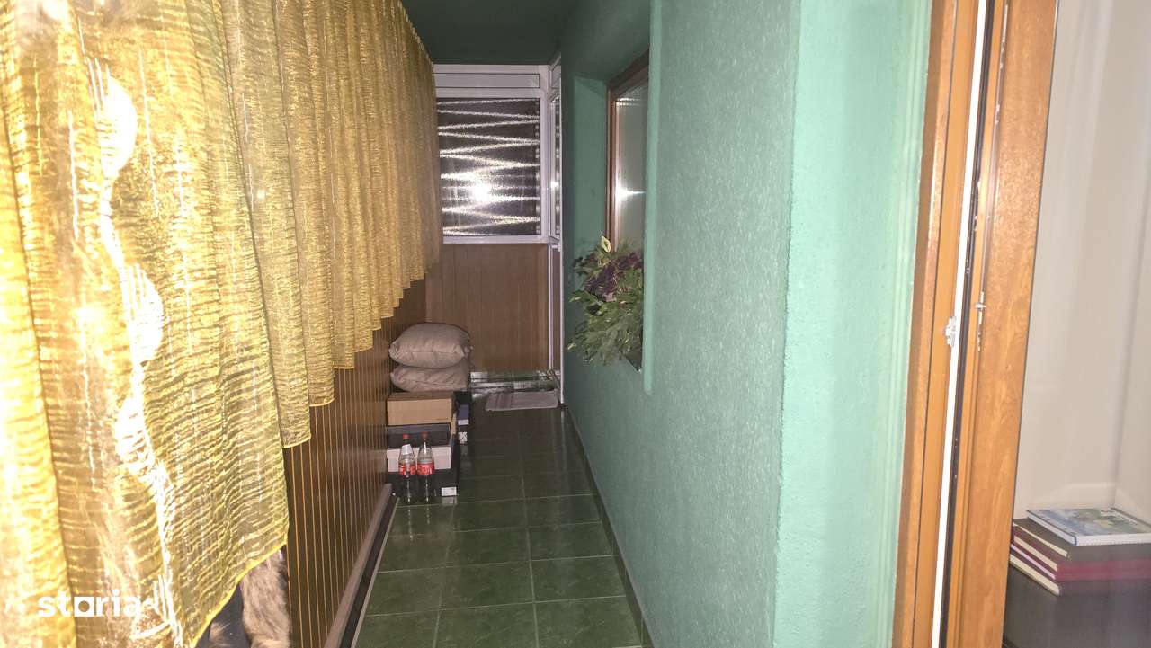 Vand apartament de 3 camere decomandat in Deva, zona Maresal Averescu-13