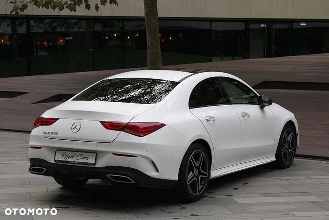 Mercedes-Benz CLA 200 AMG Line 7G-DCT - 4