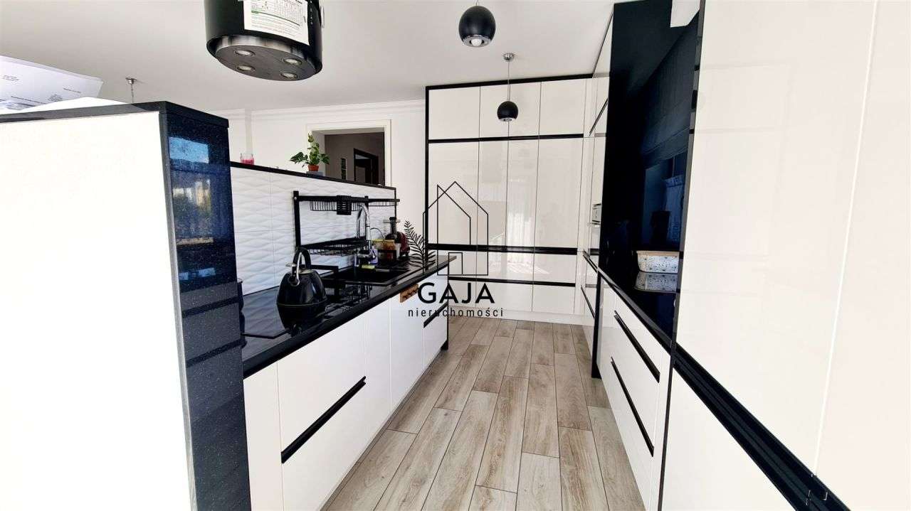 Nowoczesny i komfortowy dom gotowy do zamieszkania - Pełny obrazek: 4/20