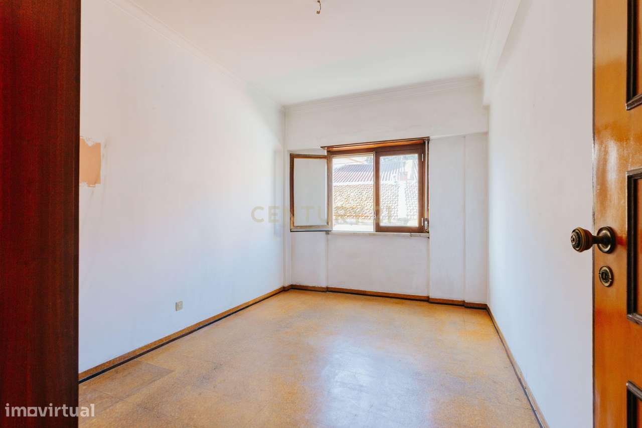 Apartamento T2 no centro de Sacavem - Grande imagem: 5/16