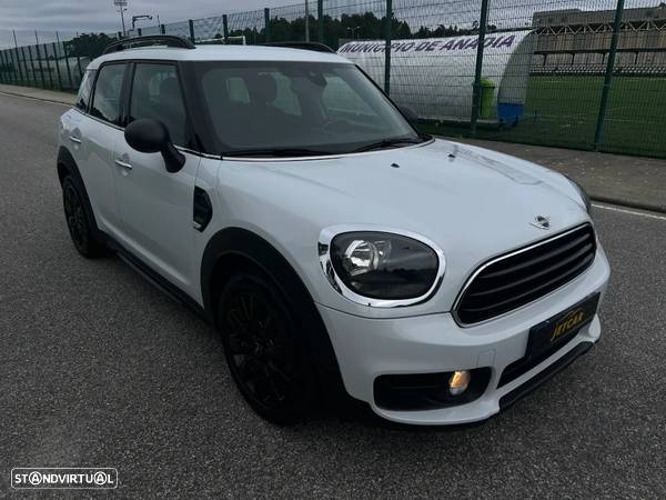 MINI Countryman One D - 3