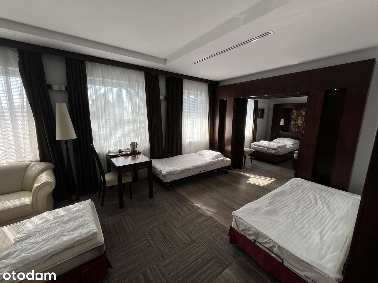 Obiekt hotelowo-sportowy - Hotel Groclin-4