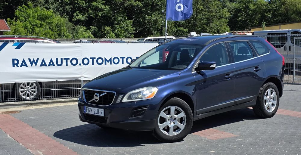 Volvo XC60 I T5 Powershift Momentum 2012