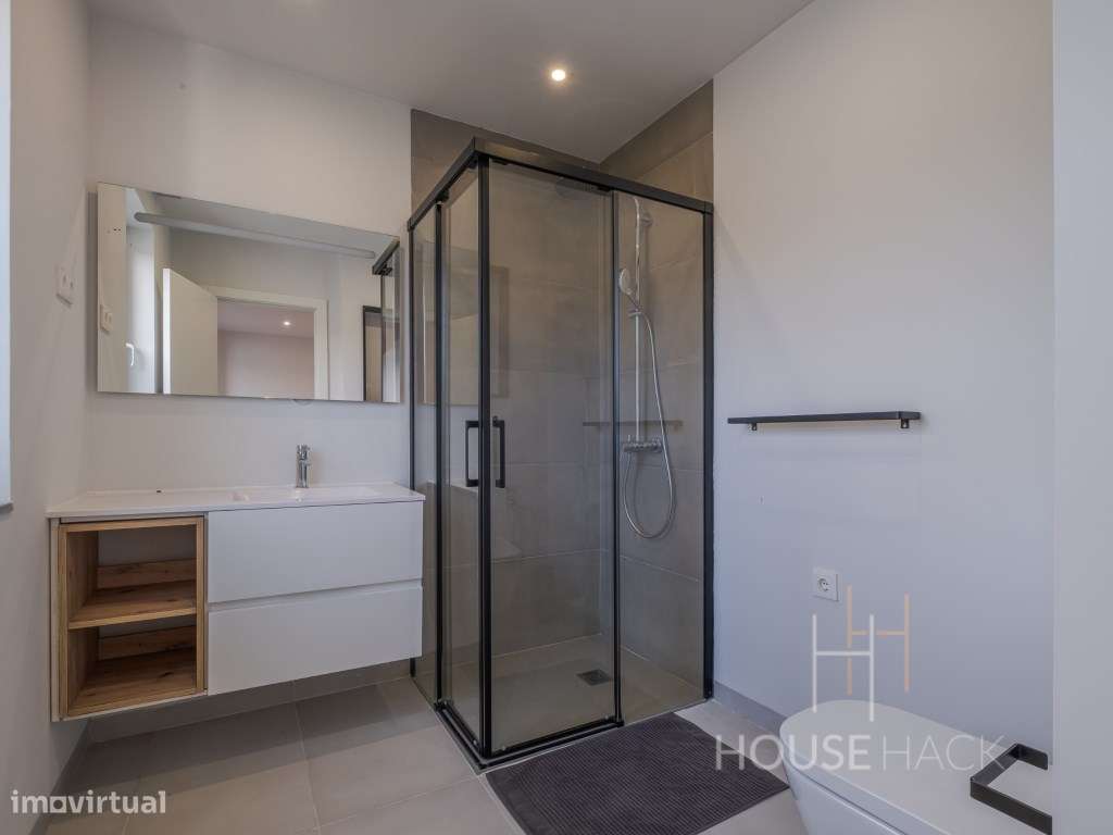 Moradia isolada T6 com Piscina | Aroeira Central | 4 Suites-26