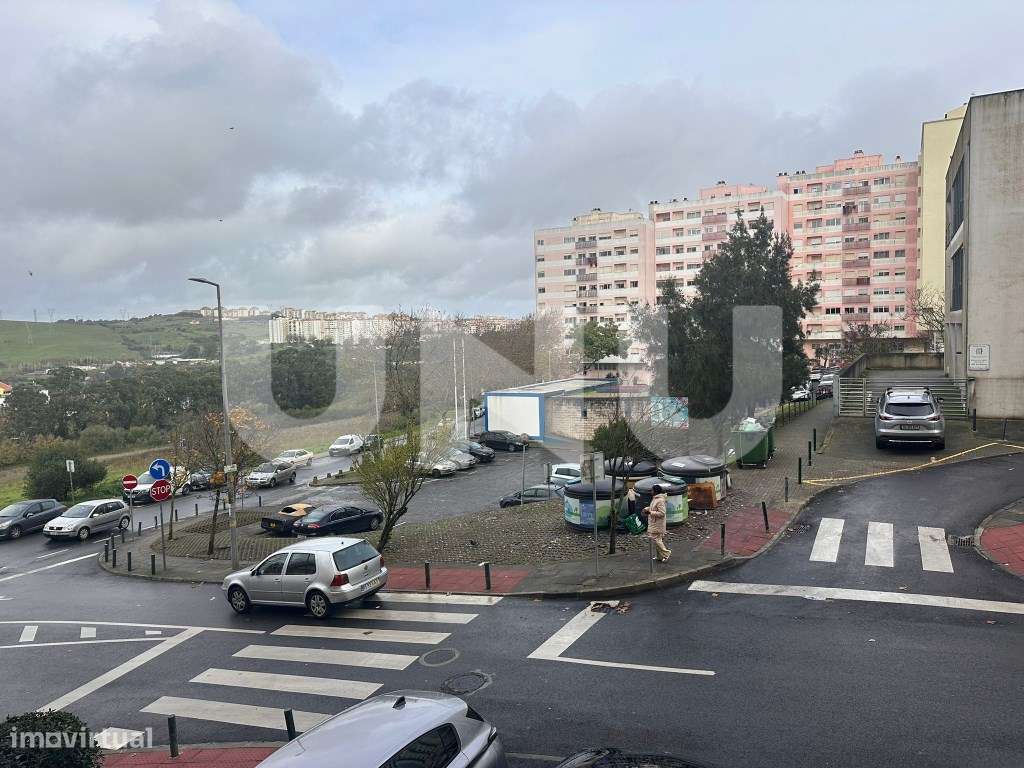 T3 Totalmente Remodelado, em São Marcos, com vista desafogada-13