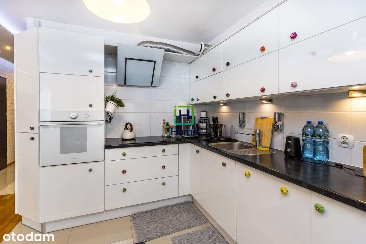 70 m² | 3 pokoje | 2 balkony | 1 piętro | Kw |-1