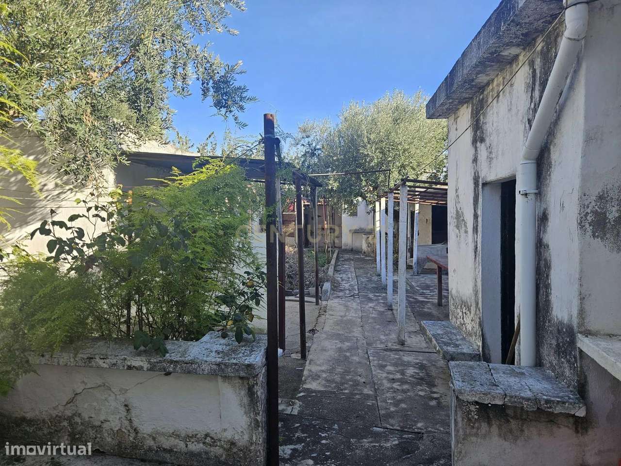 Moradia Geminada em Atalaia-14