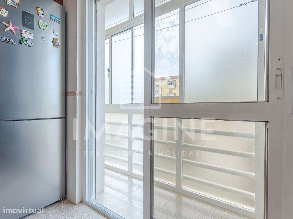 Apartamento T2 junto ao Hospital de São Bernardo-18