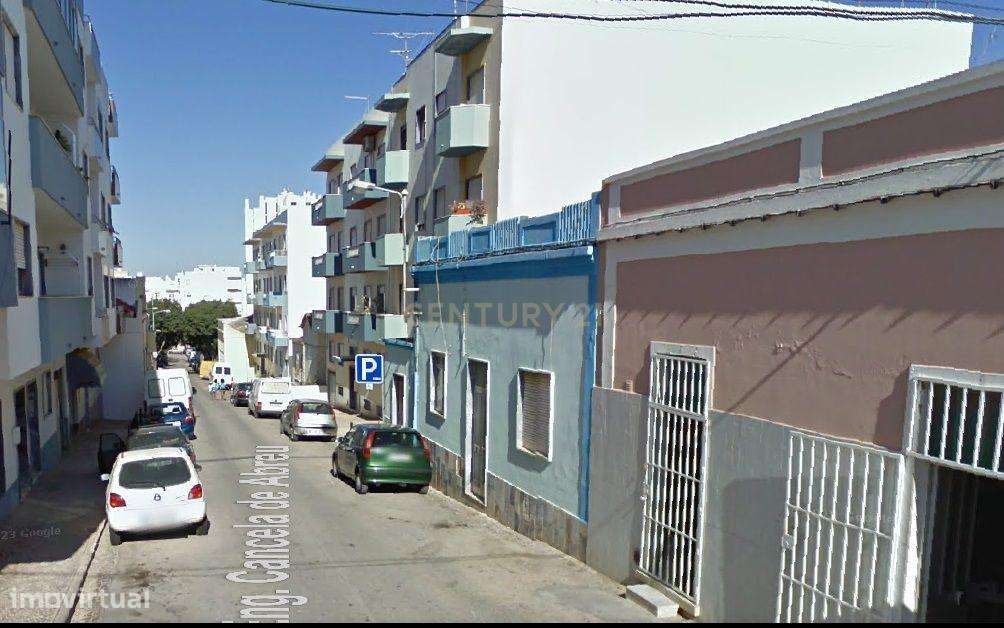 Moradia T4 Térrea com quintal - Grande imagem: 2/4
