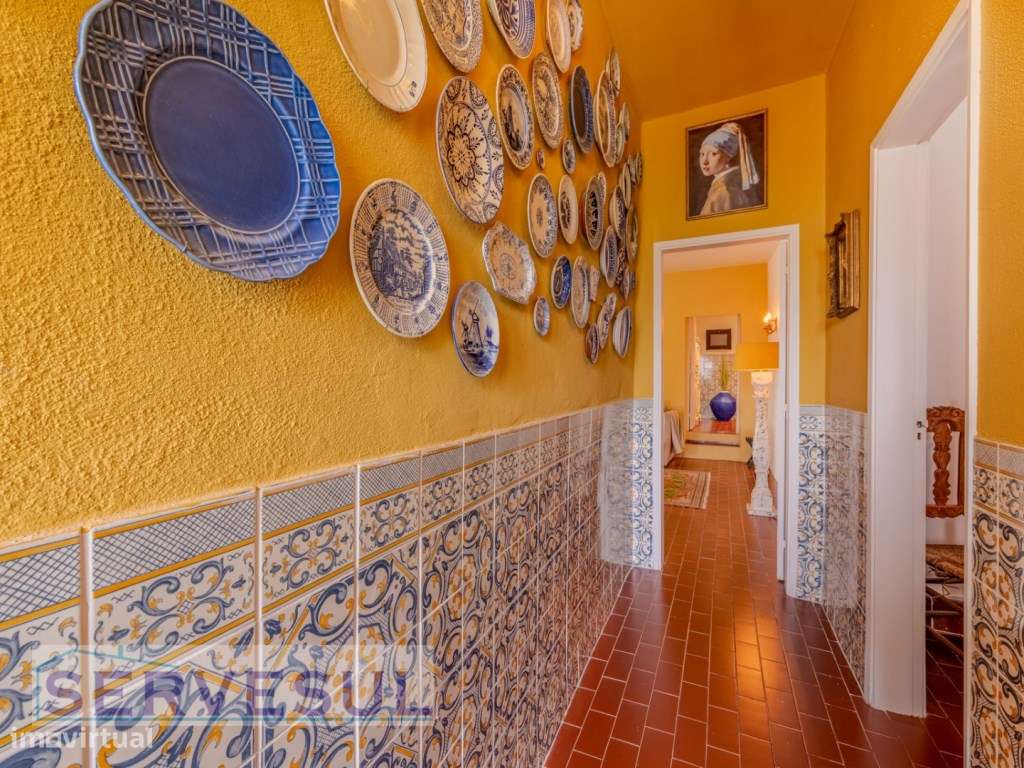 Charmosa moradia de 2 quartos de 121 m², inserida num terreno com 2...-22