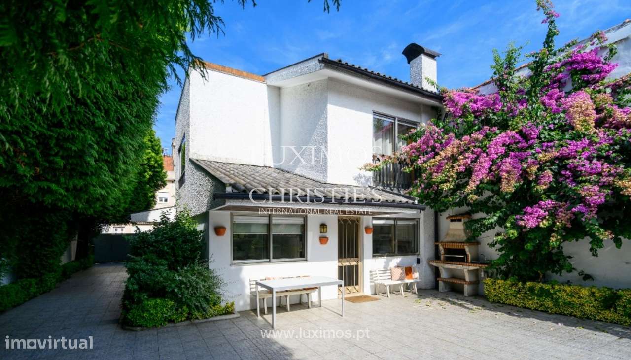 Moradia V3 com jardim à venda no Bonfim no Porto - Grande imagem: 2/23