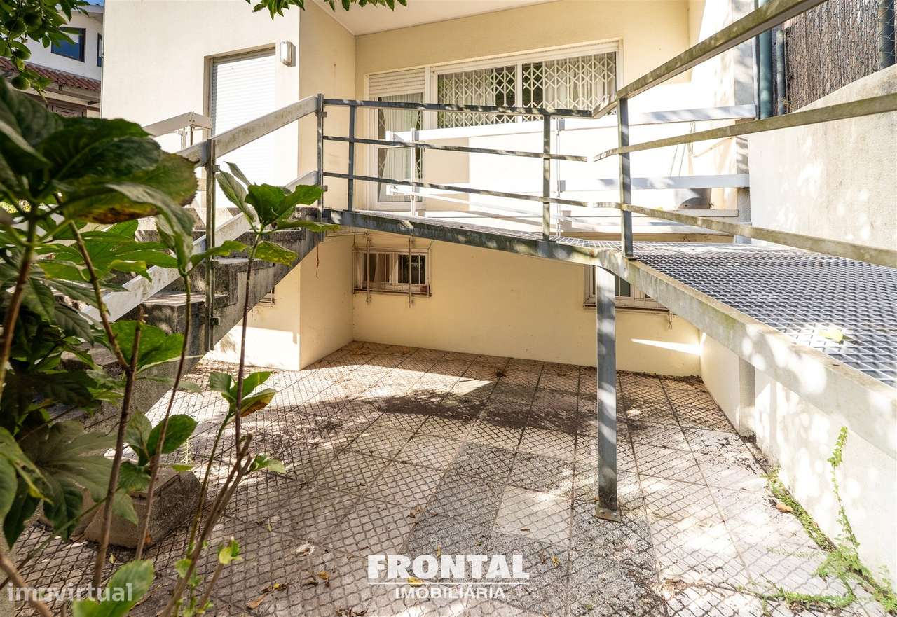 Moradia Geminada T4 Venda em São Mamede de Infesta e Senhora da Hora,M-17