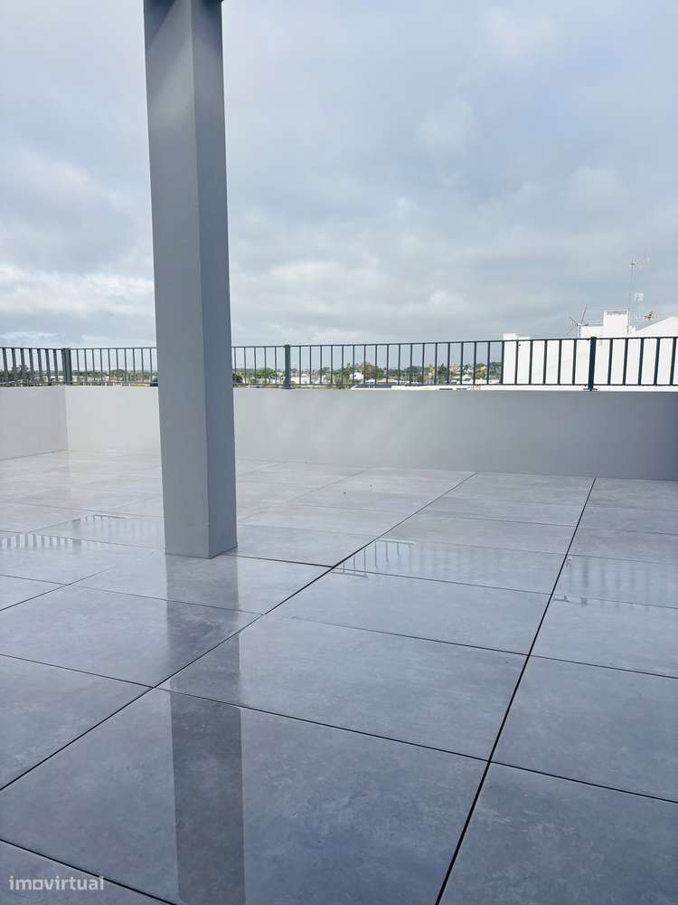 Excelente Duplex T3 Pinhal Novo - Grande imagem: 5/25