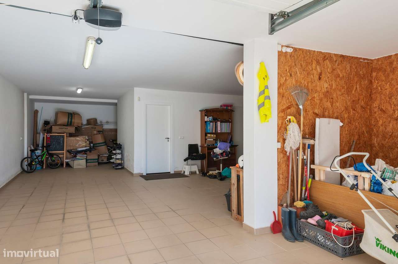 Moradia T3 com Jardim e Garagem | Construída em 2011 | São Pedro...-56