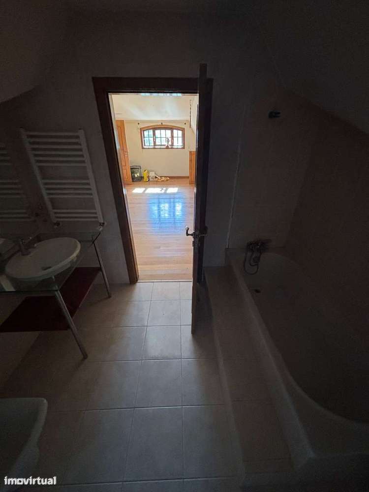 Imóvel de banco : apresente-nos a sua e-14