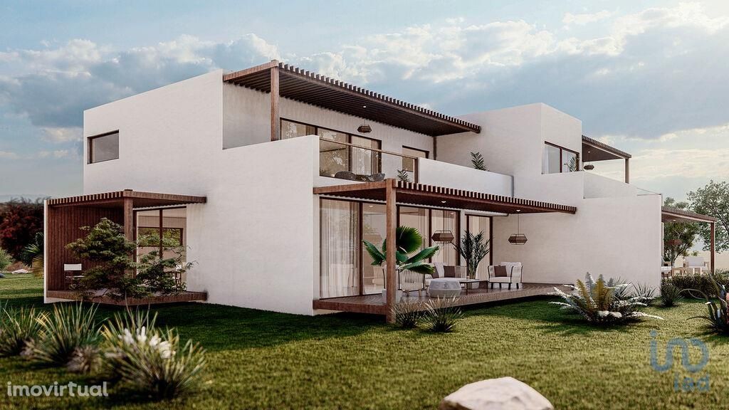 Casa / Villa T2 em Faro de 281,00 m2