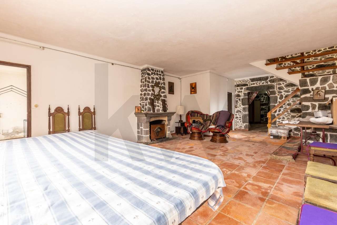 Venda de Casa Estilo Rústico – Pico da Pedra, Ilha de São Miguel Aç - Grande imagem: 5/41