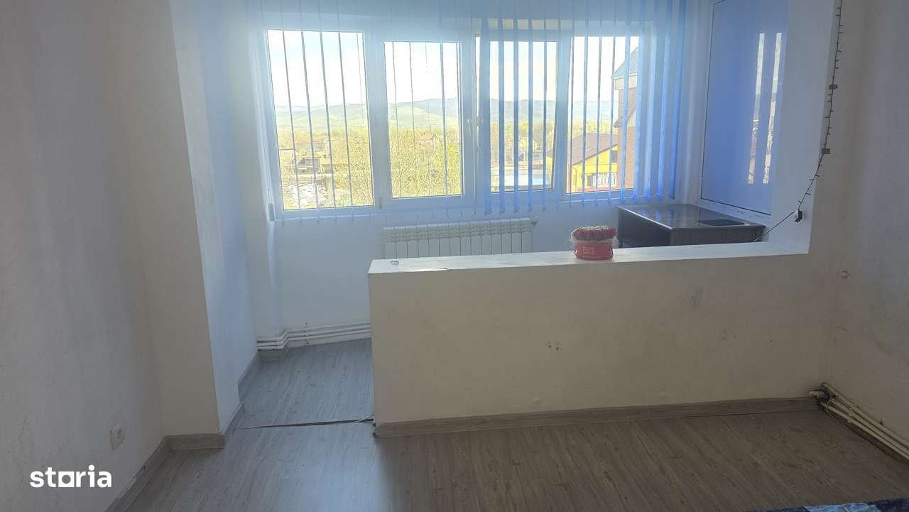 Vand apartament 2 camere in Deva, zona Pescarilor ( ITM), decomandat,-5