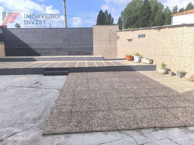 Quinta com Moradia Isolada e 4.450m² de Terreno Oiã Oliveira d Bairro-33