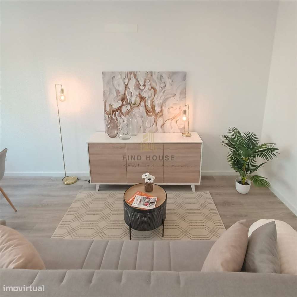 T3 Totalmente Remodelado à Venda na Penha de França | Lisboa - Grande imagem: 3/7