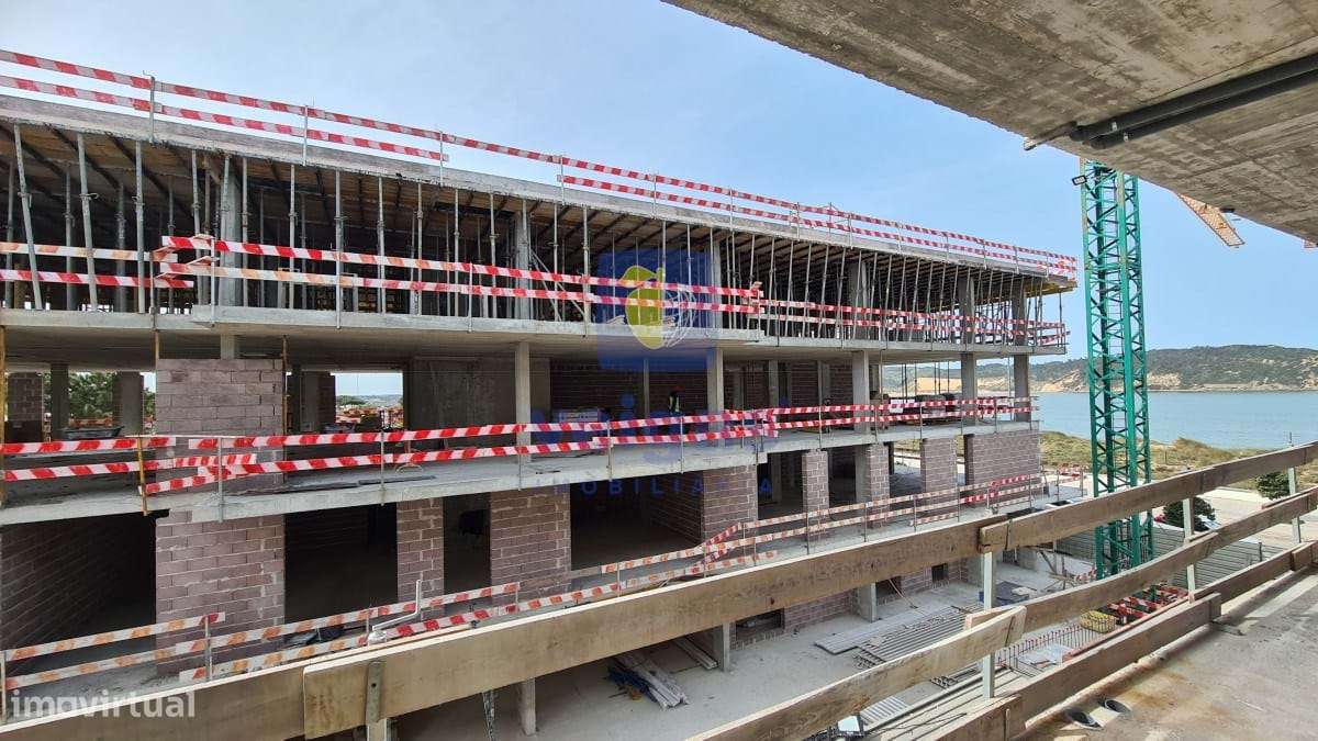 T1 São Martinho do Porto - Grande imagem: 5/13