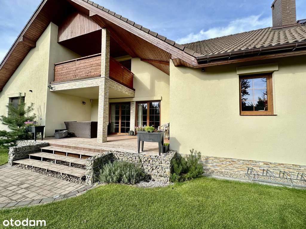 Komfortowy dom wolnostojący z ogrodem | Kościno-0