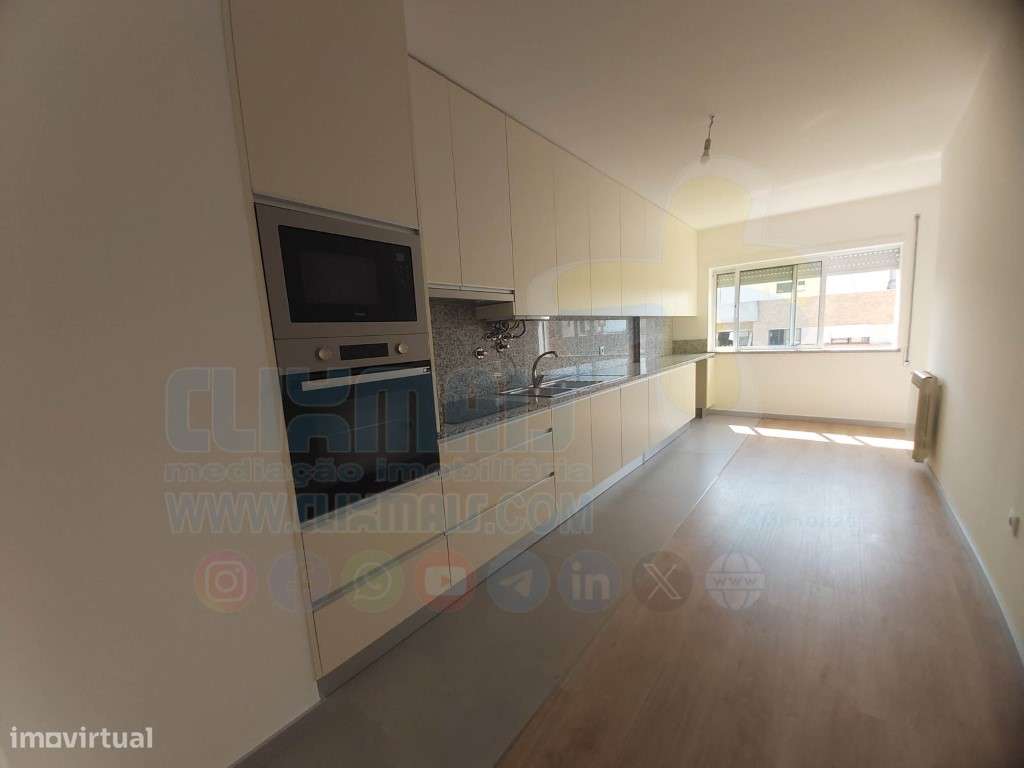 Apartamento T3 Remodelado em Lamaçães | Vistas para o Bom Jesus e S...-7