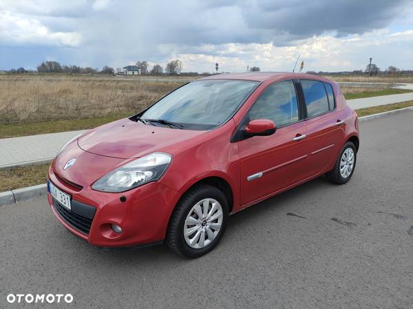 Renault Clio 1.2 16V 75 Expression - 9