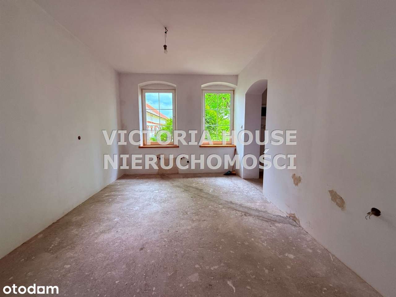 Wyjątkowa Nieruchomość Blisko Jeziora! Okazja!-19