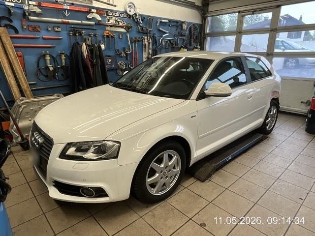 Audi A3 8P 1.8 TFSI quattro S line Sportpaket 2010