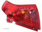 LAMPA TYLNA SUZUKI SWIFT 2007-2010 NOWA - 1